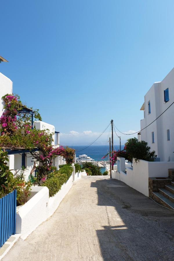 Paros Book'Inn Piso Livadi Bagian luar foto